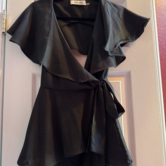 Do+Be Black Open Back Ruffle Romper - Picture 4 of 6